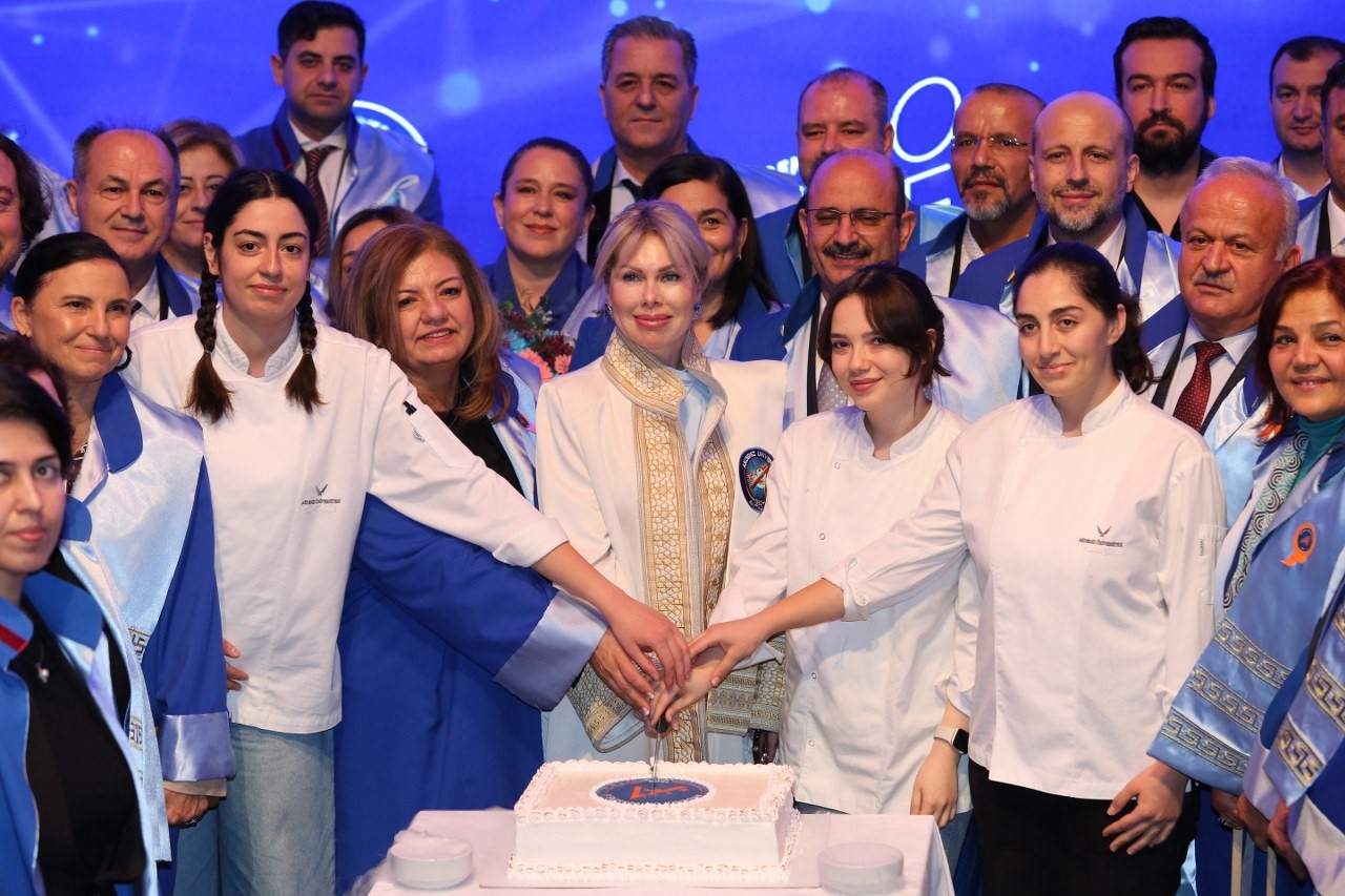 Akdenizuniversitesindegururdoluanlar