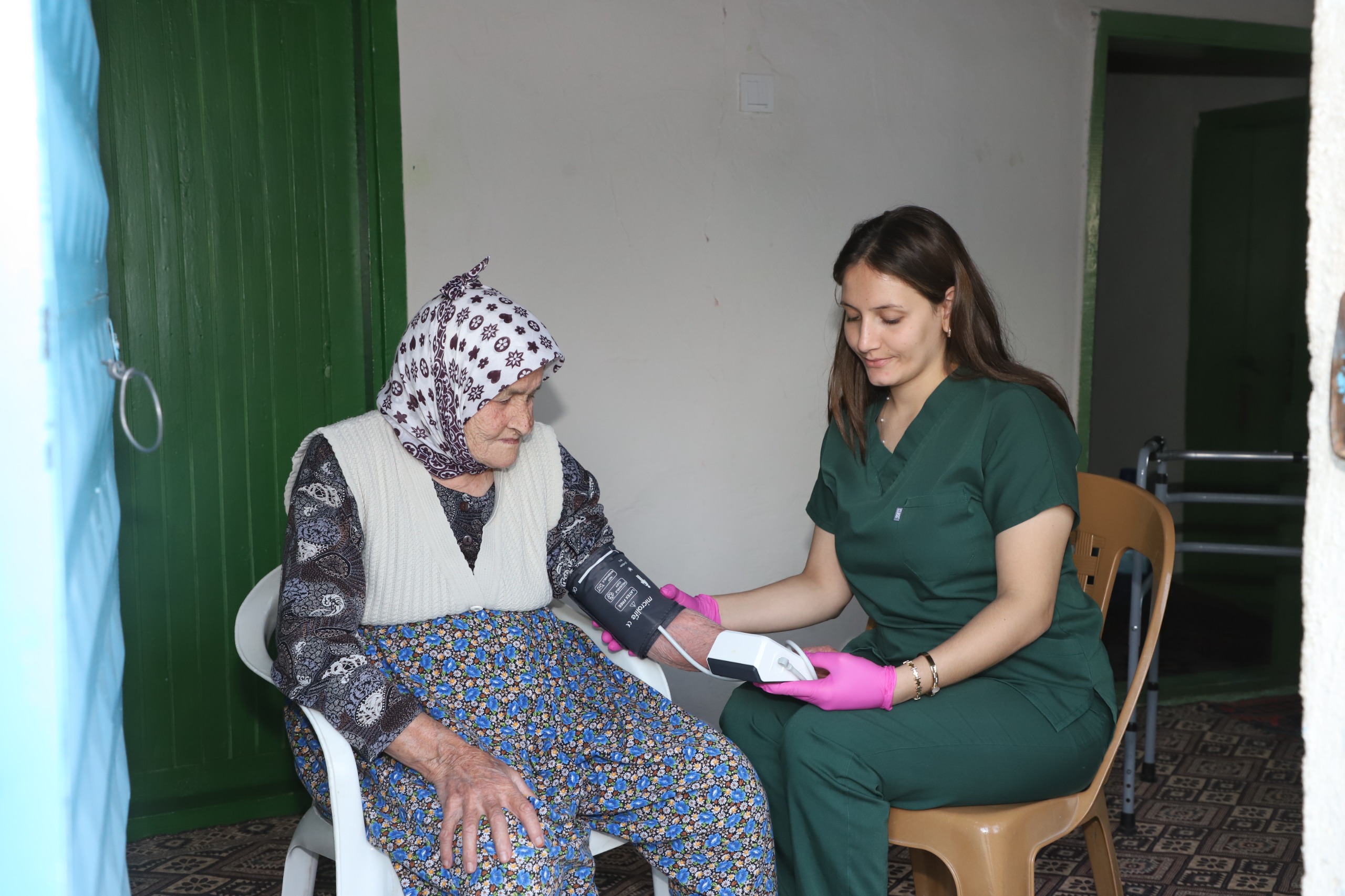 Aksubelediyesi7Den70Eherkesinyaninda