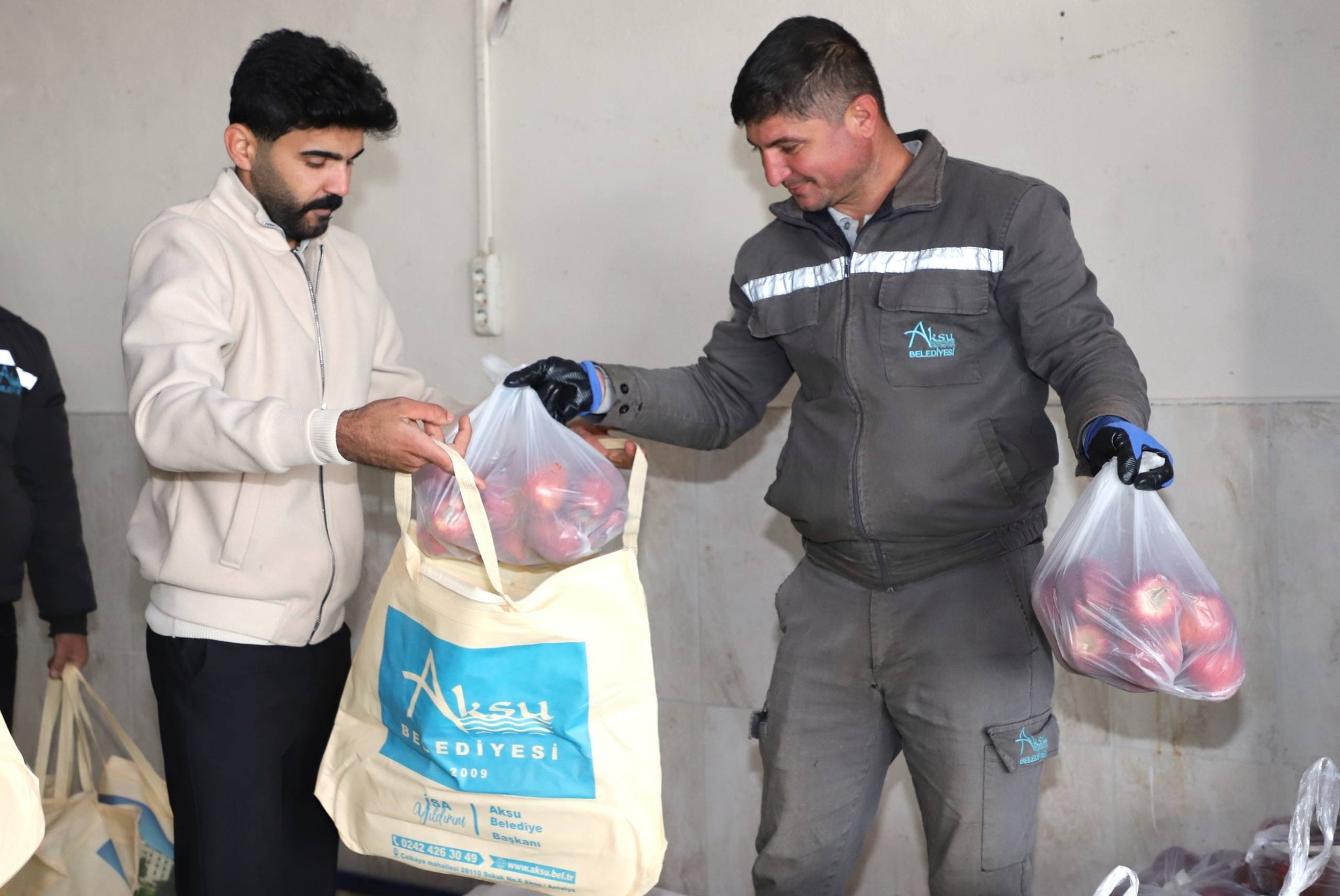 Aksudaihtiyacsahiplerineyeniyıldestegi