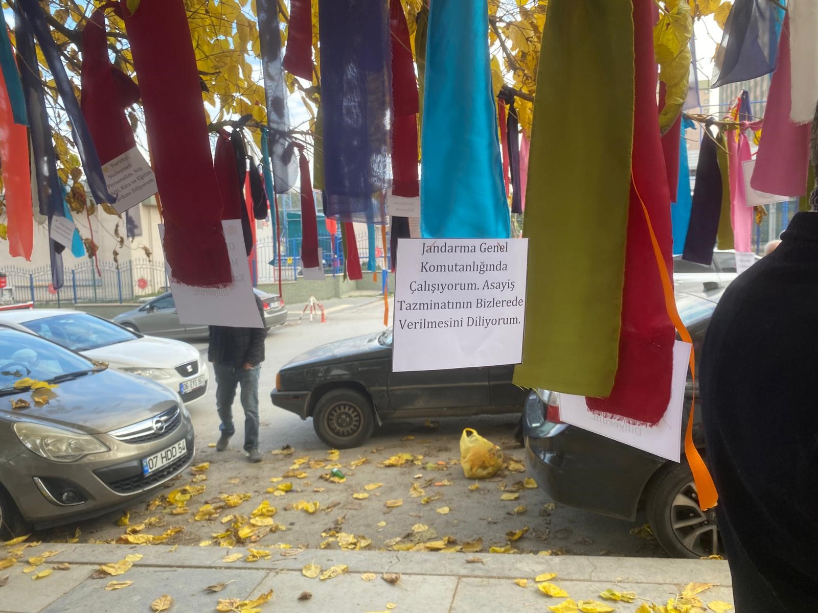 Ankaradamemurlareylemyaptibakanlikonundedilekagaciolustu