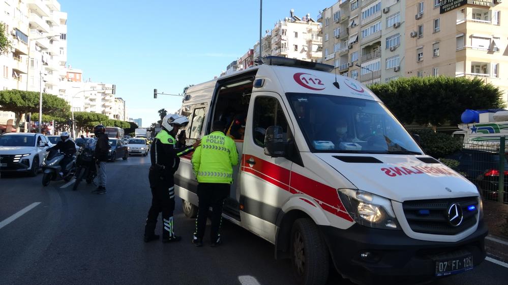 Antalyadamotosikletkazası2Yaralı