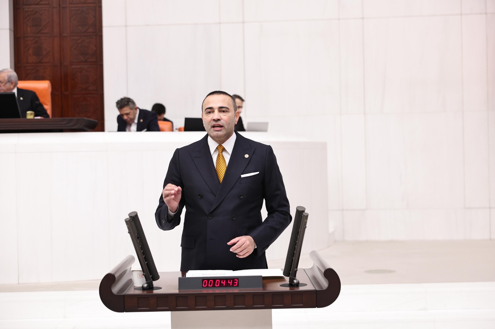 Antalyadasiyasetveturizmcephesindenaynicagri