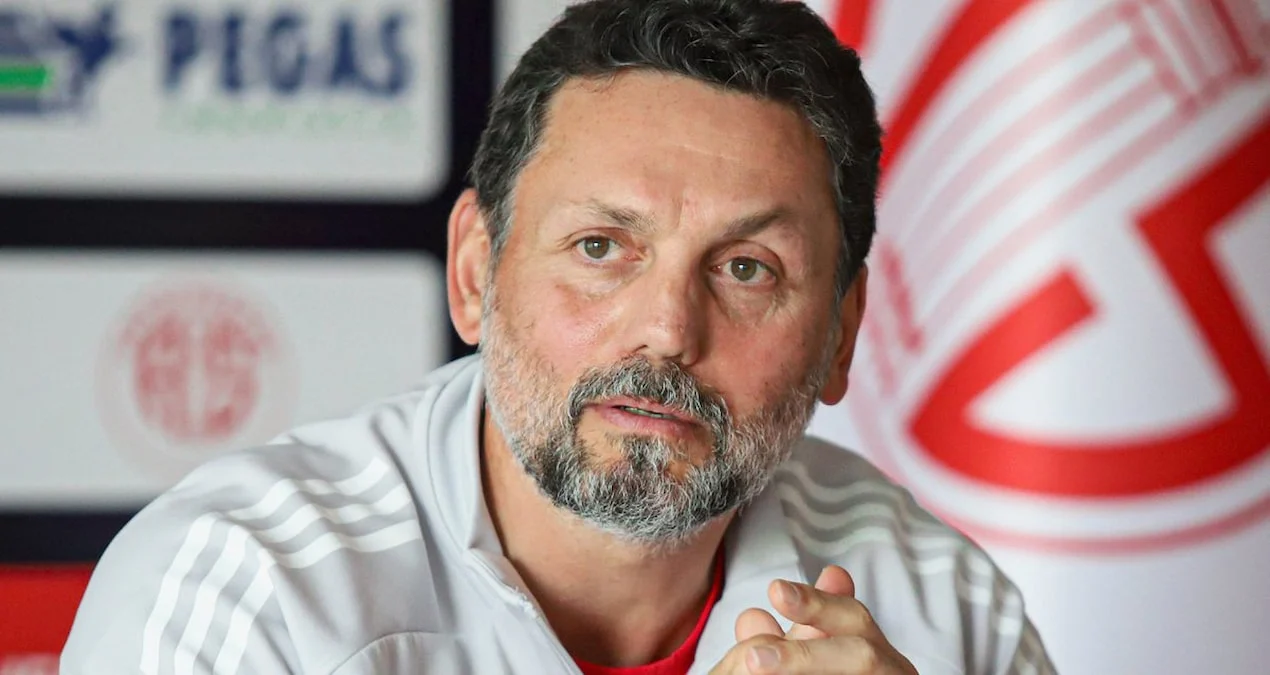 Antalyaspordanteknikdirektoraciklamasiasilsizhaberlereitibaretmeyin