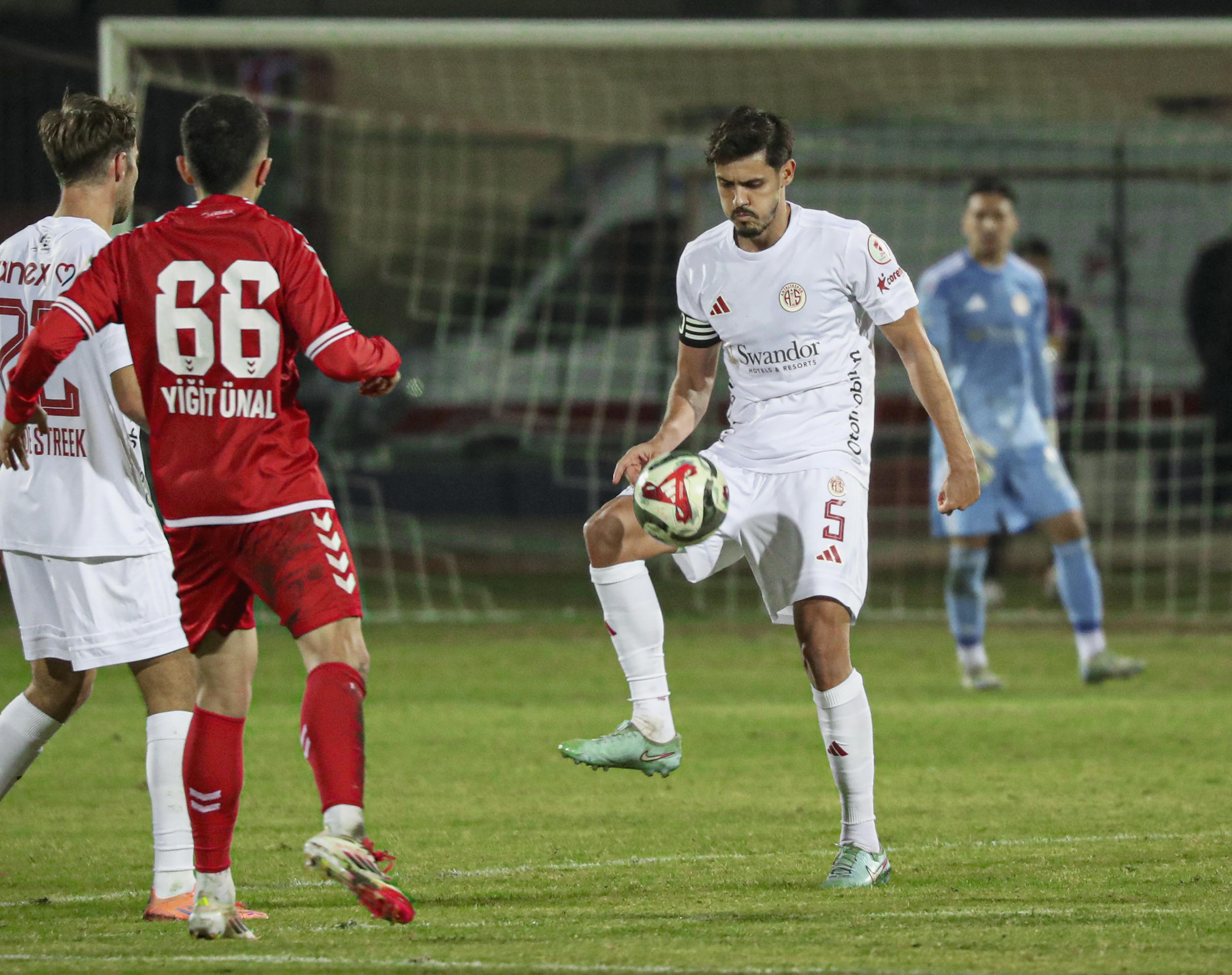 Antalyasporsilifkedengalibiyetledondusilifkesporkupayavedaetti