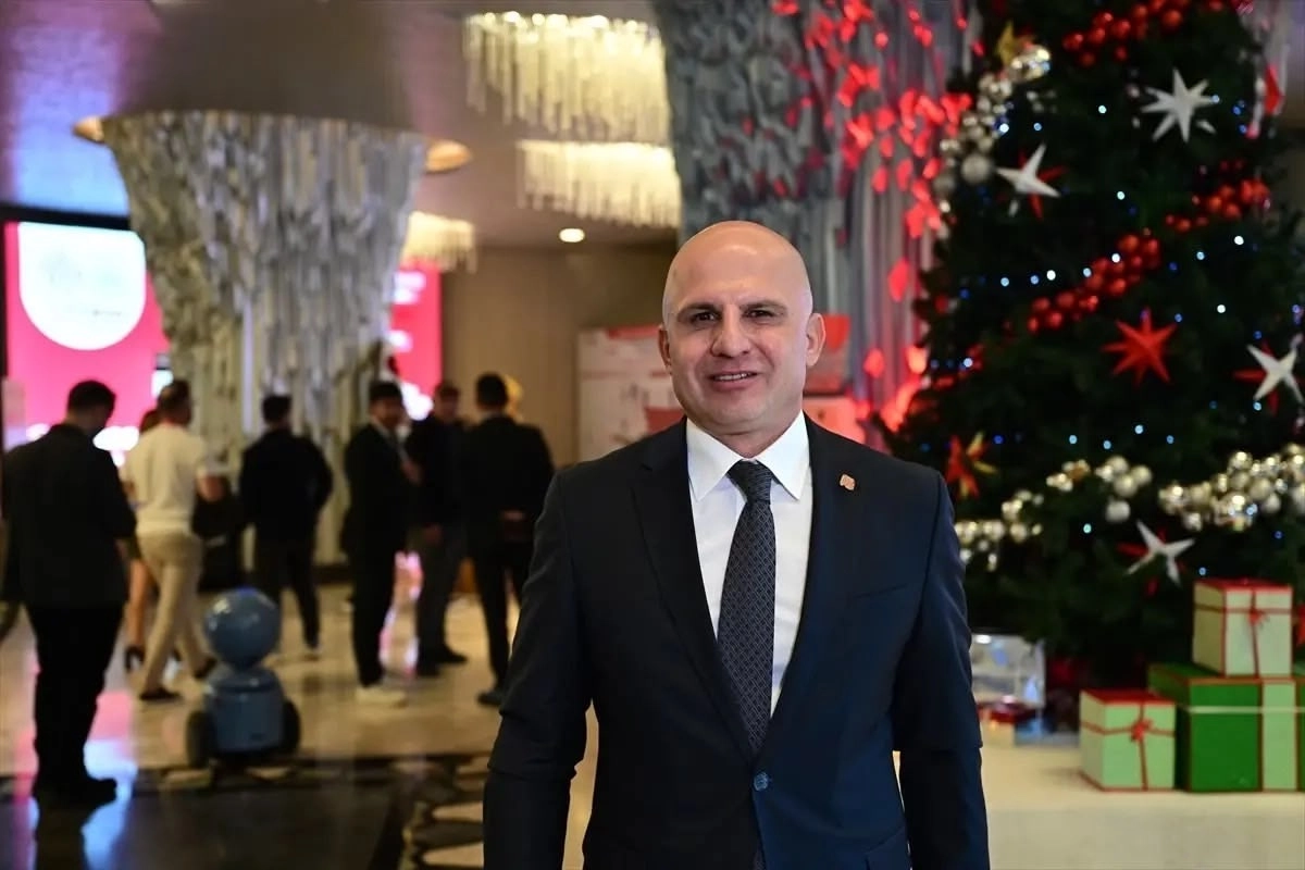 Bulusmaninevsahibiantalya60Tanfazlasektorbirarada