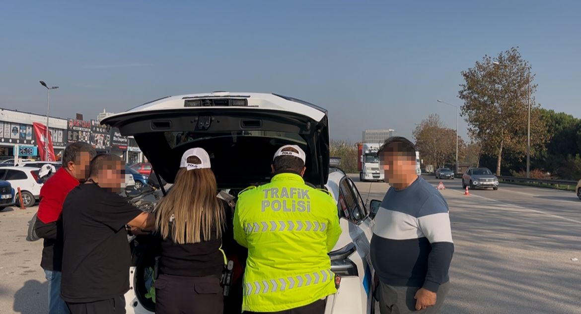 Bursadatrafikcezasinaisyanedensurucuaboneoldukayda10Defacezaoduyoruz (2)