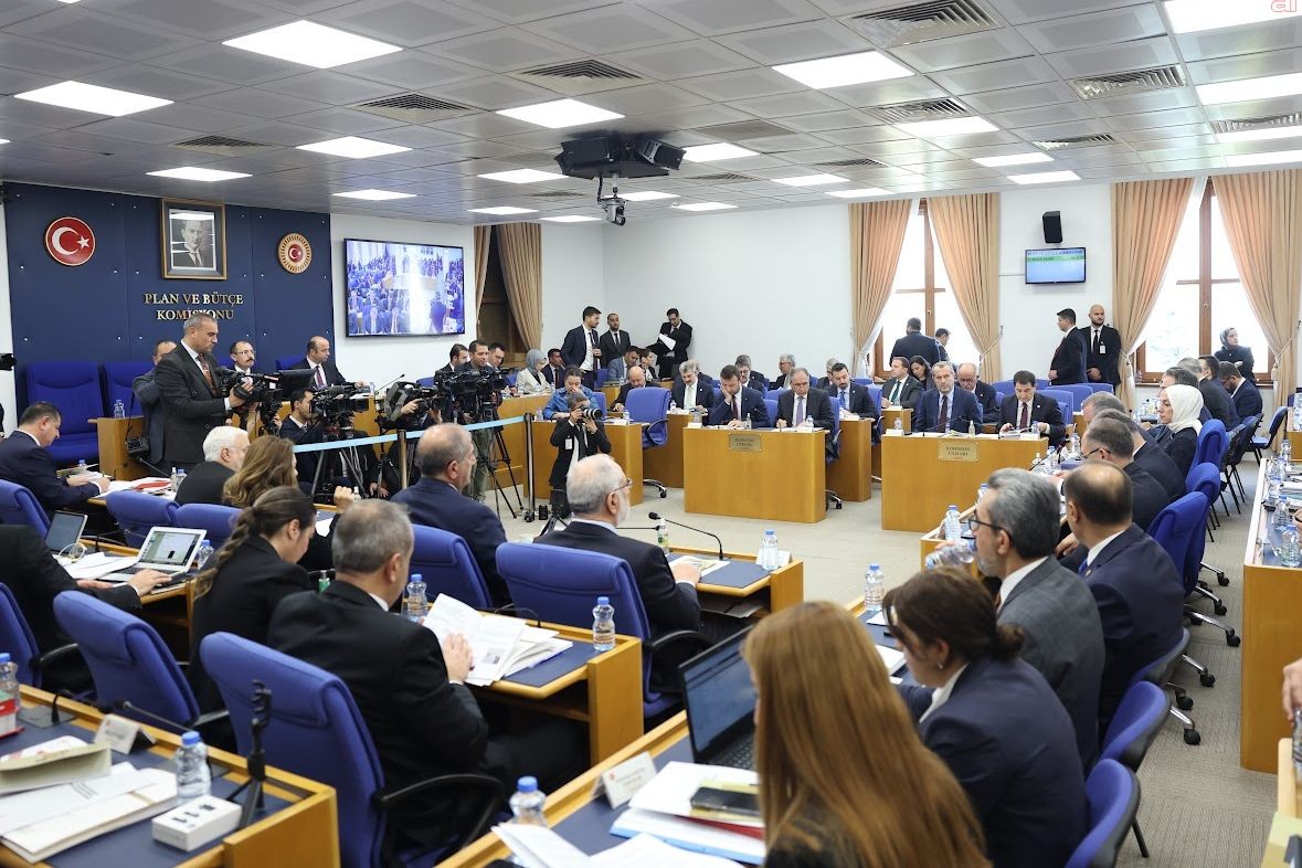 Chplivekilindeimzasivardikrizedonenburokratzammindayenigelisme