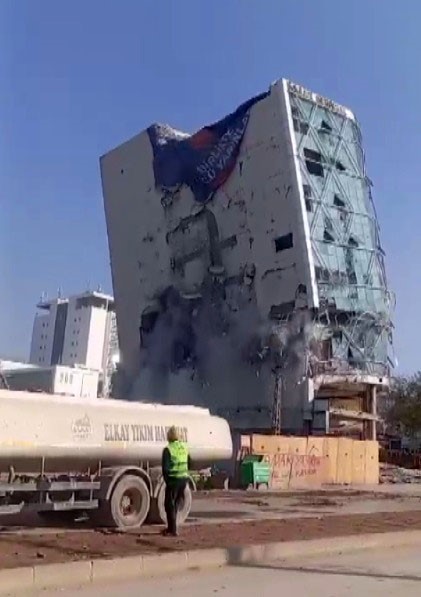 Depremdehasaralmistiyerlebiroldu