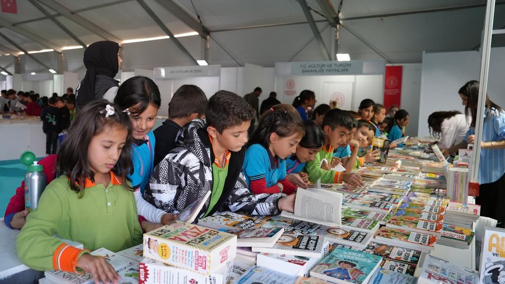 Edebiyatsehrisecilditarihegirdi