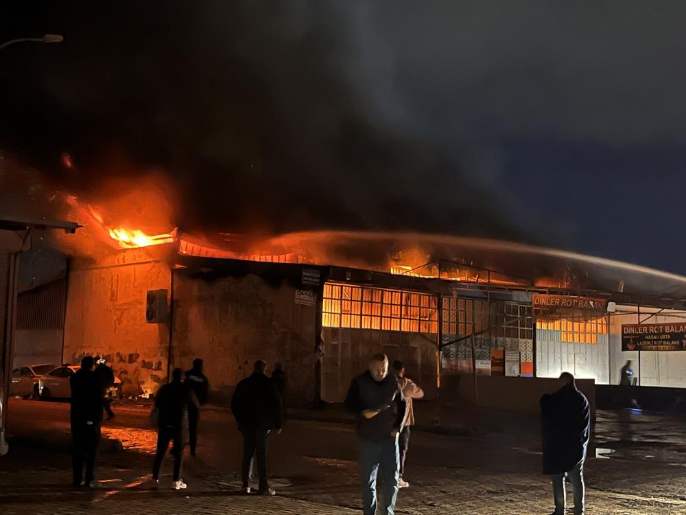 Ekipleryanginisondurmekesnafaraclarikurtarmakicinseferberoldu