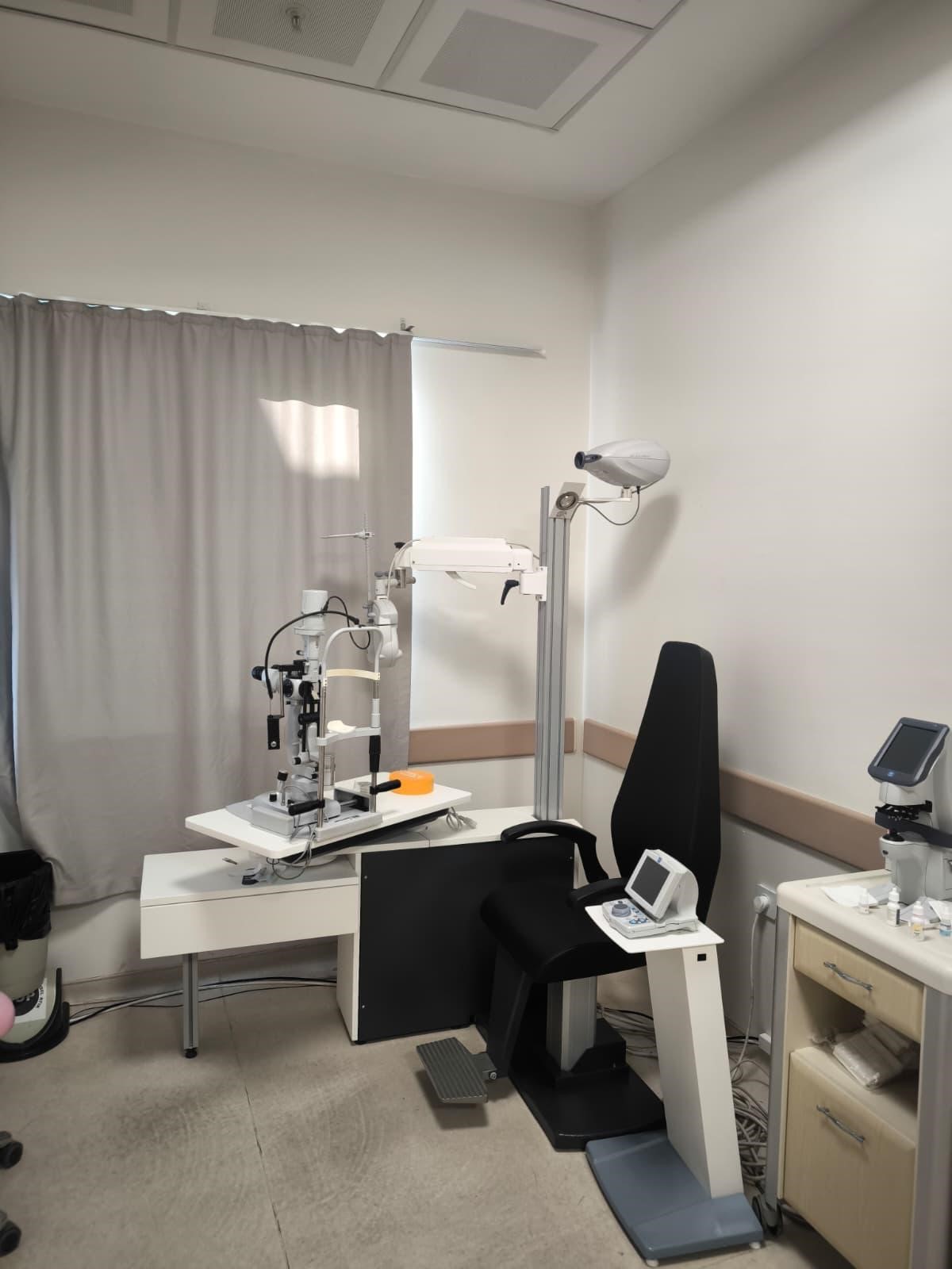 Elmalidatamdonanimligozpoliklinigi