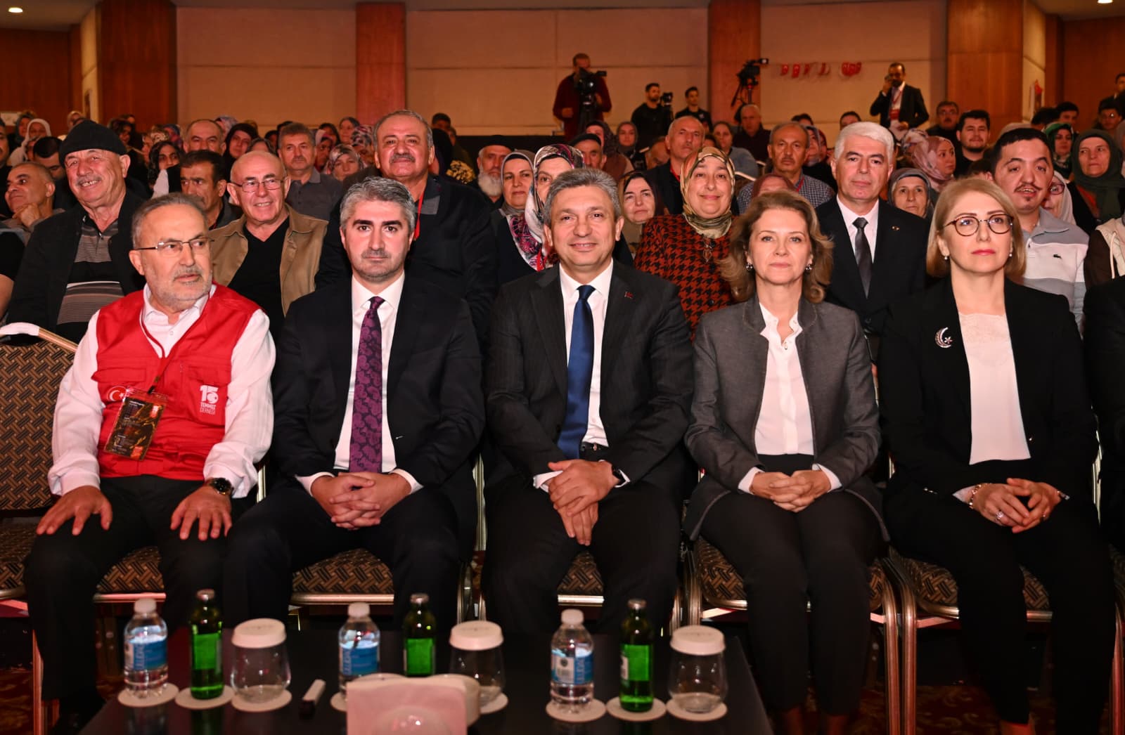 Etkinlikkemerdeduzenlendi