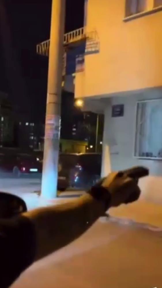 Izmirdearacicerisindenatesactı