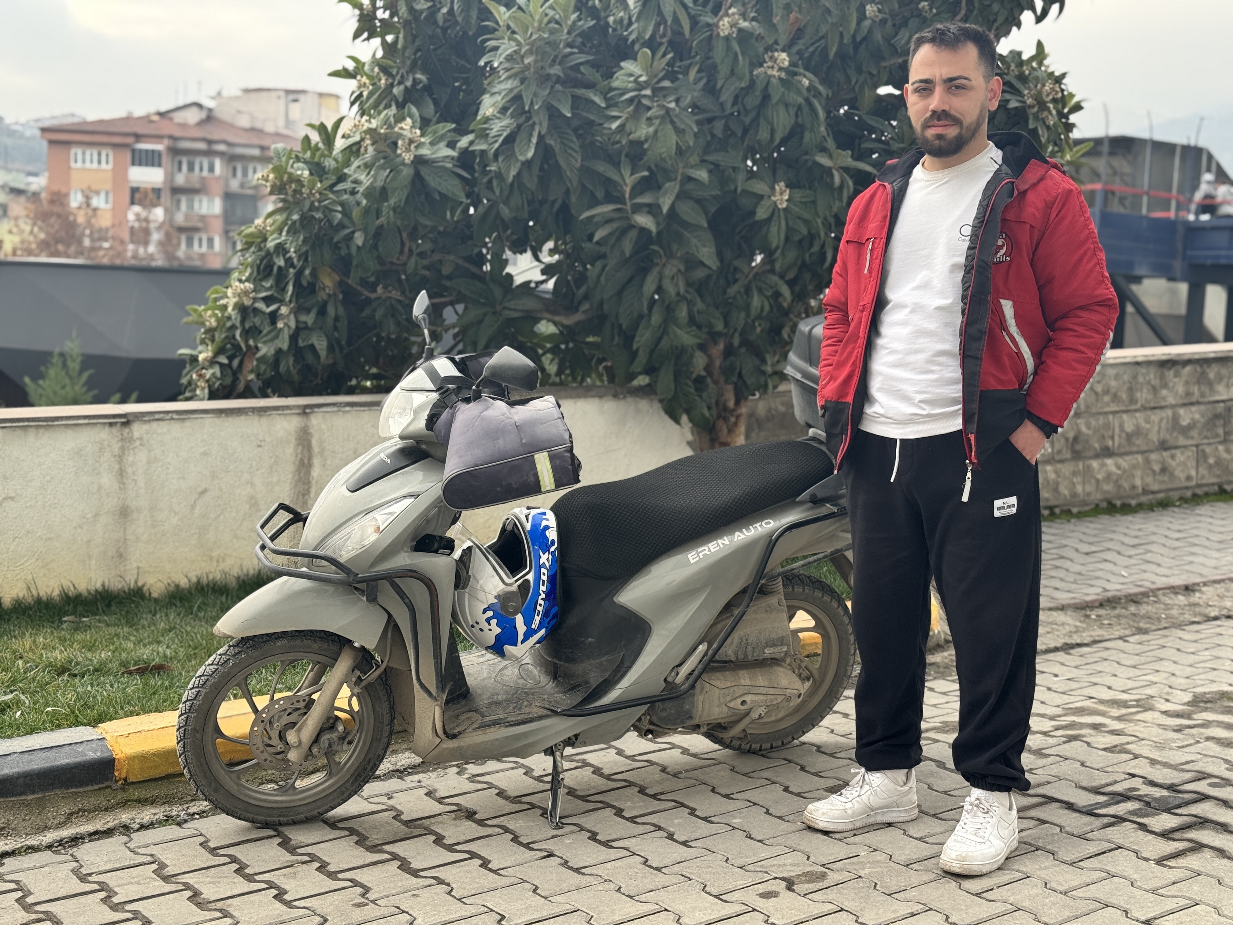 Karabuktekucukcocugukuryekurtardi