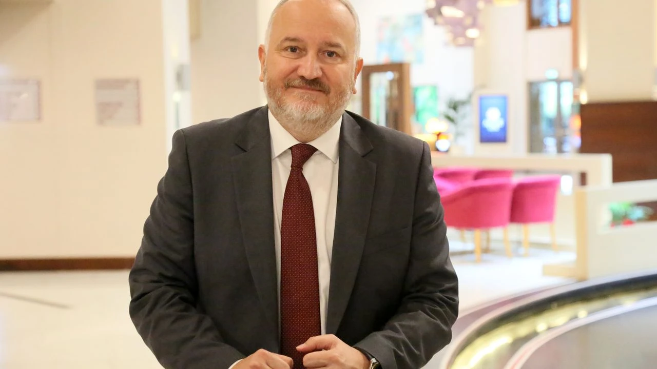 Kavalogluyenidenbaskansecildiantalyahedefiniacikladi