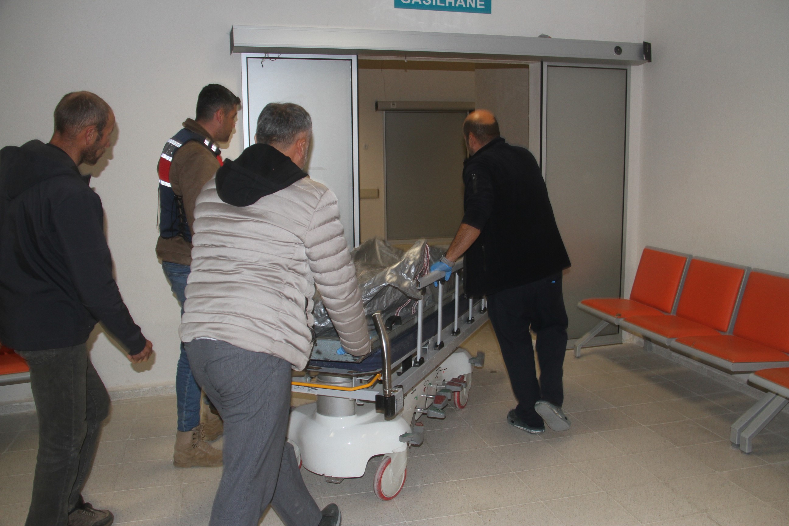 Konyadayokboyleacioglununyanindaoncedarbedildisonravurularakinfazedildi