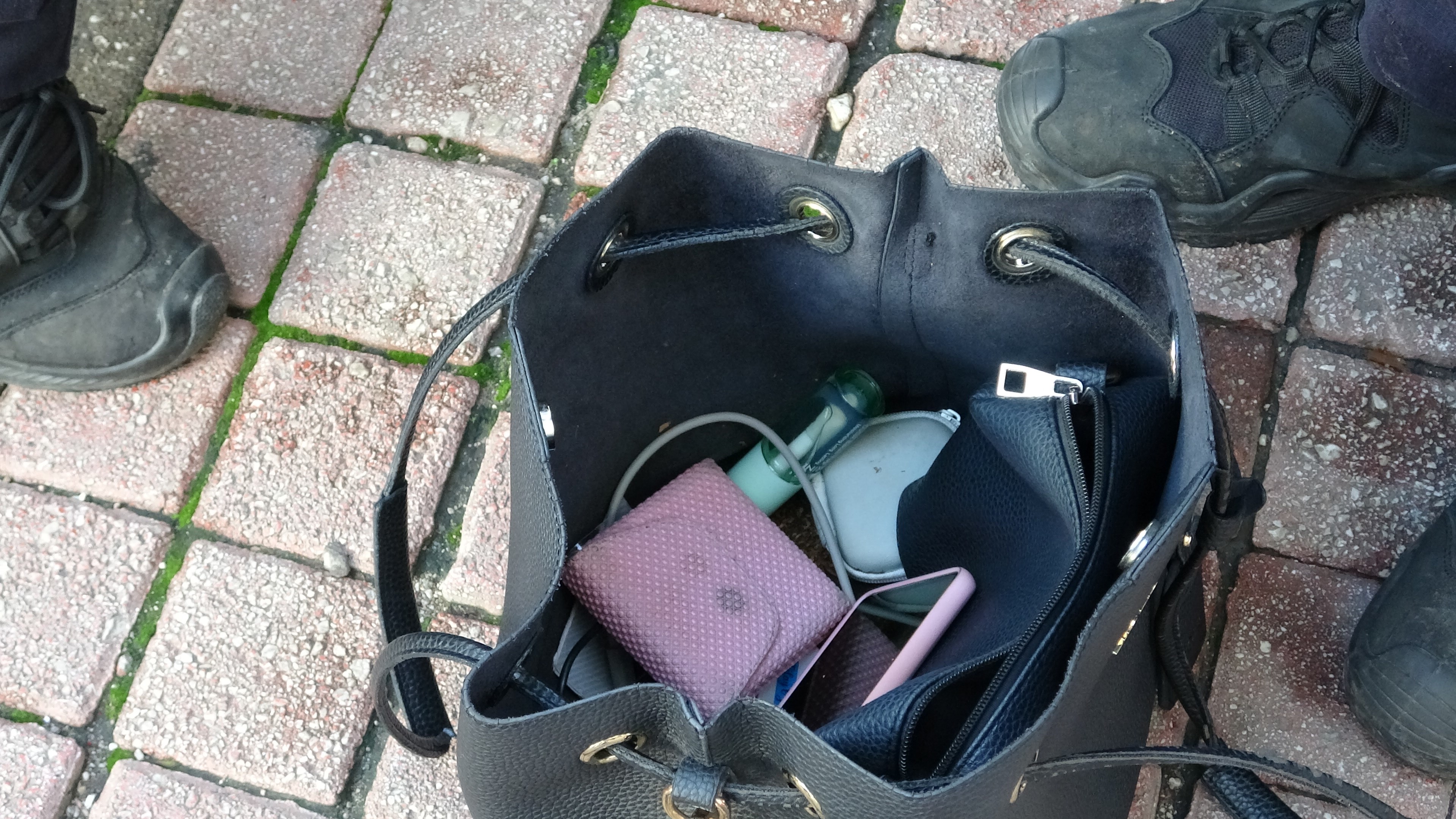 Mezarbasindaduaederkenyakalandi