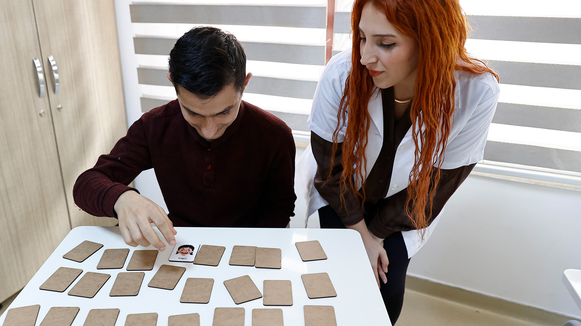 Molaevleriileozelbireylerinailelerinedesteksagliyor