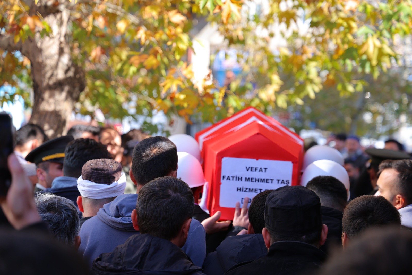 Mugladaaskerolarakdondutabutlaugurlandi