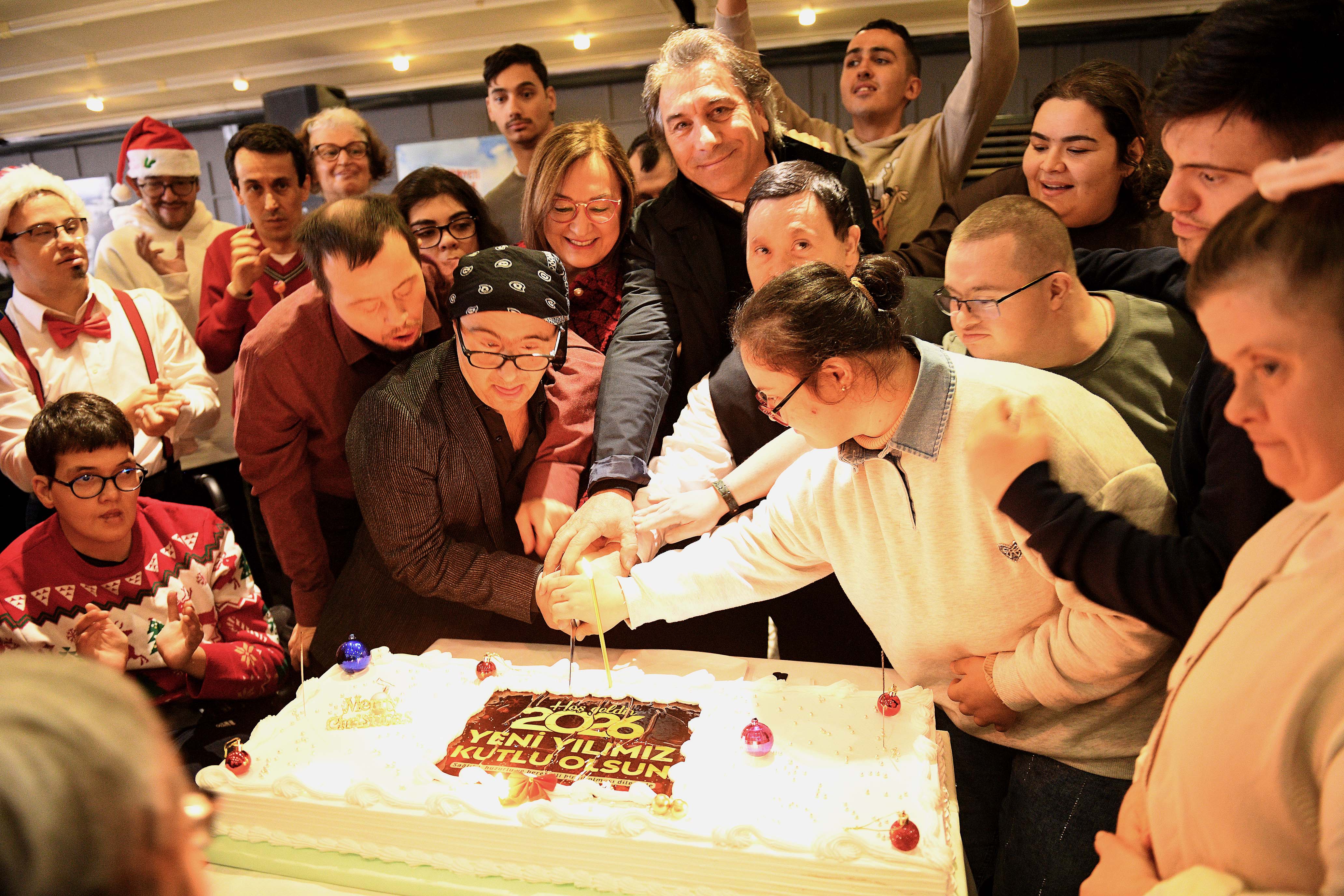 Muratpasabelediyesindenozelbireylereanlamlıyılbasıetkinligi