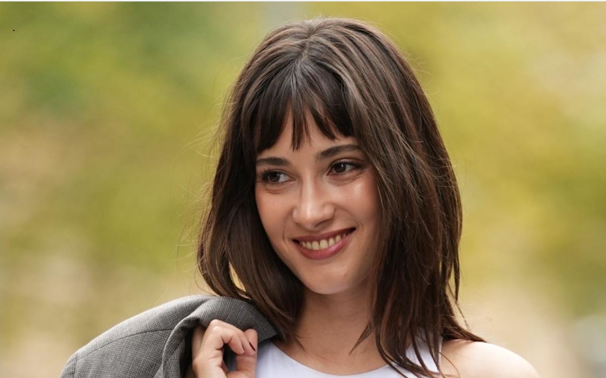 Nazlicandemirkadroyadahiloldu