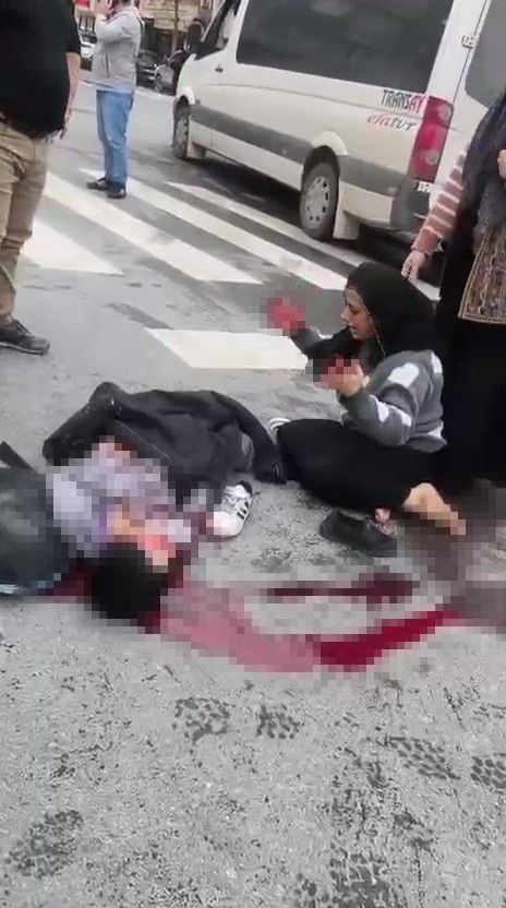 Ogrenciyeserviscarptıhayatınıkaybetti