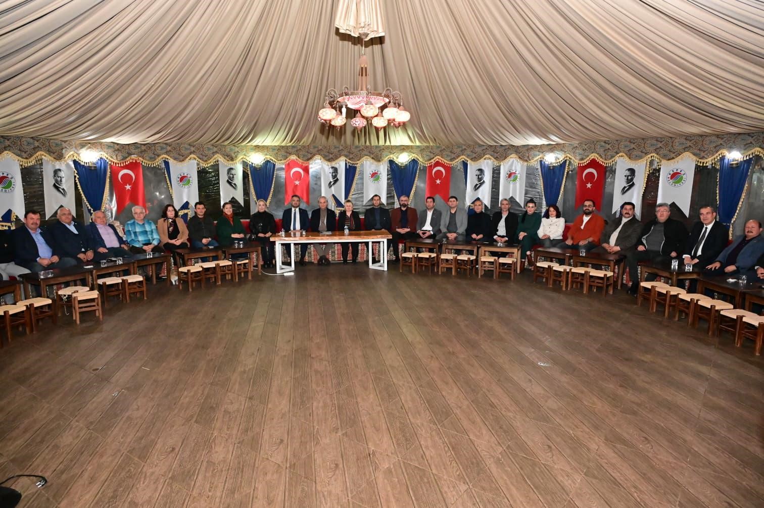 Yolharitasinipaylasti