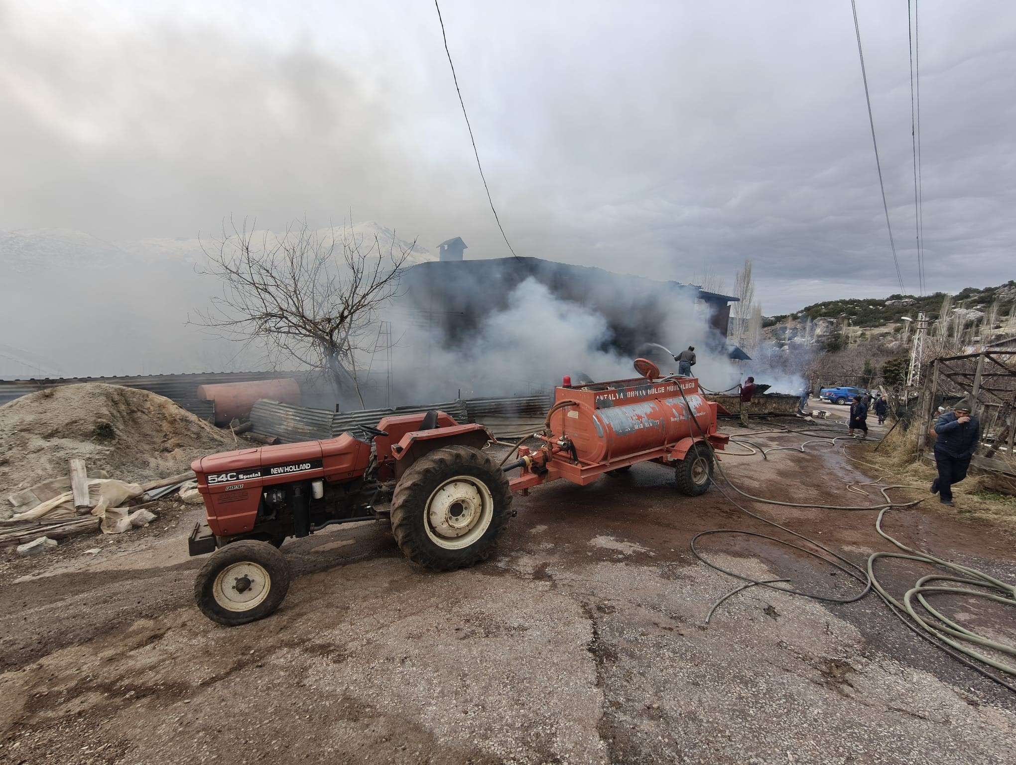 1Kisihastaneyekaldirildi