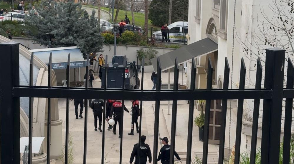 Annesinincenazesindekardesinekursunyagdirdisebebimirascikti