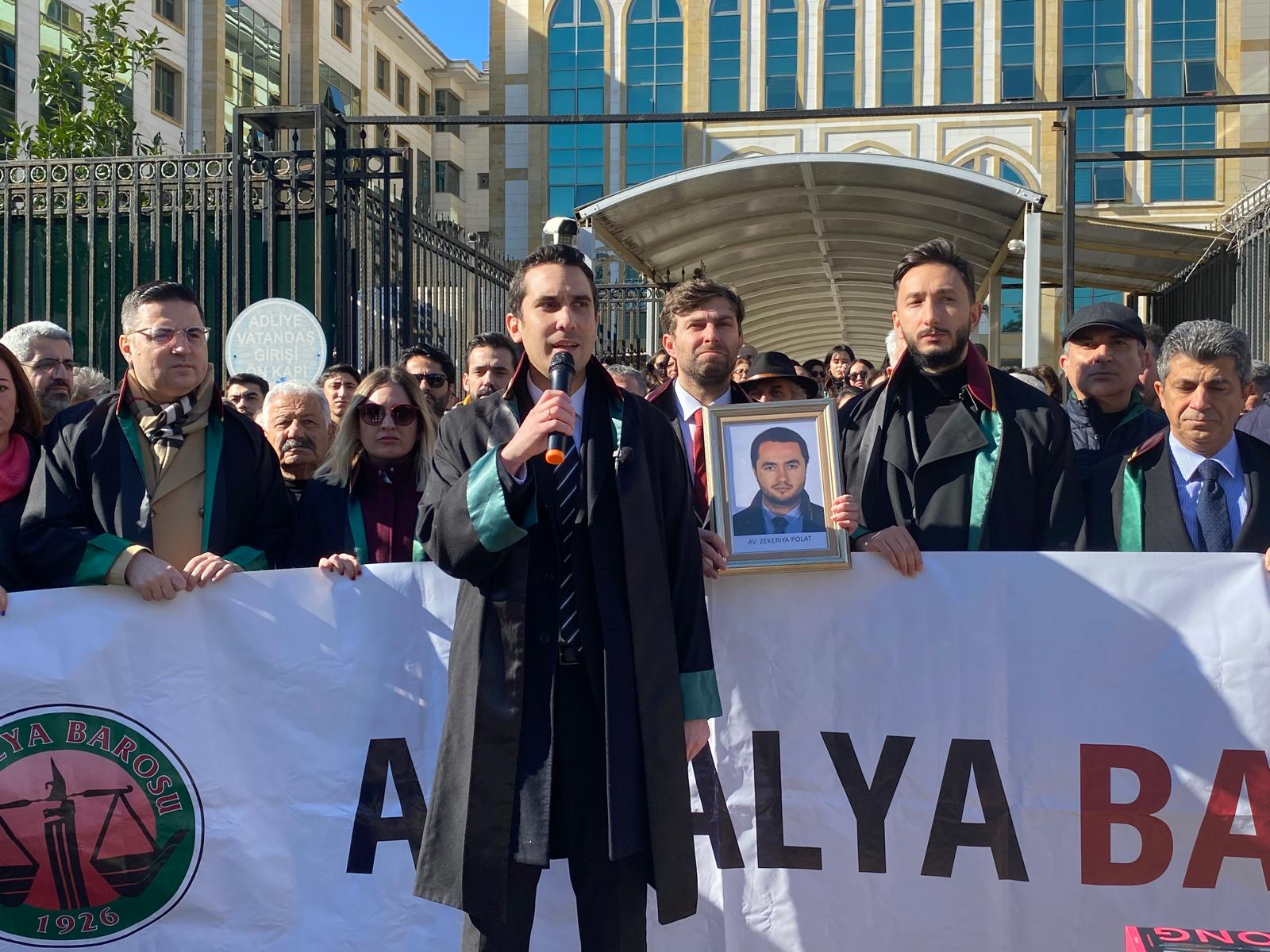 Antalyabarosundanavukatlikucretlerinetepki