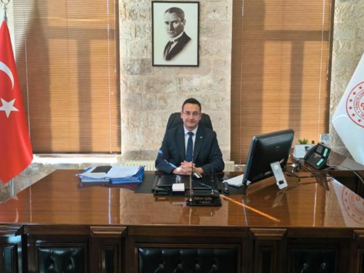 Antalyadagorevdegisimiilkültürveturizmmuduruayhangokoldu