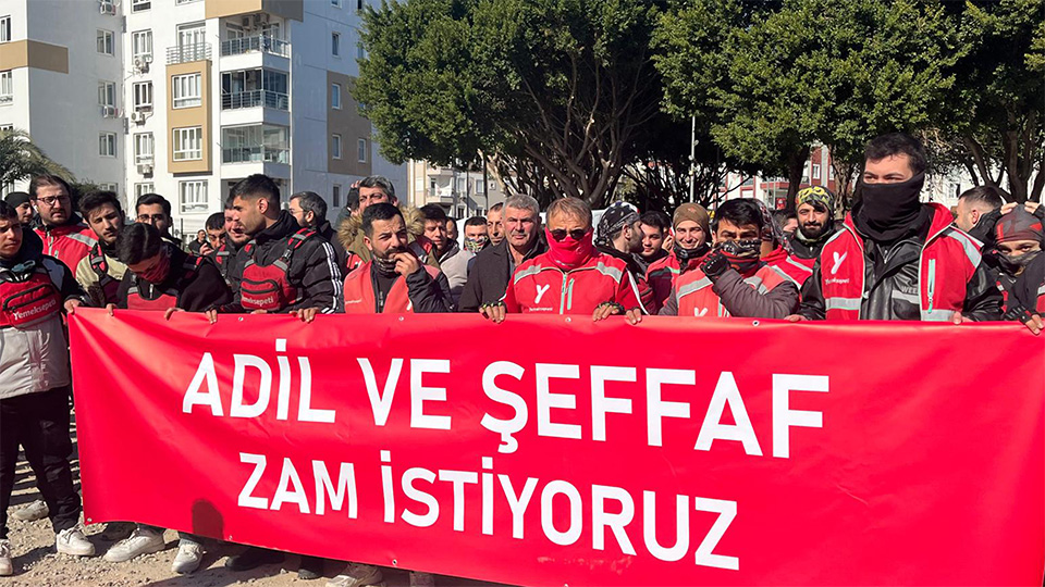 Antalyadakuryelereylemde-1