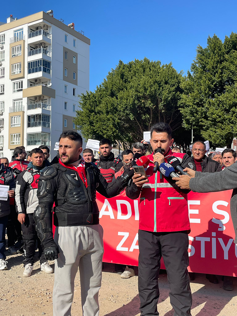 Antalyadakuryelereylemde