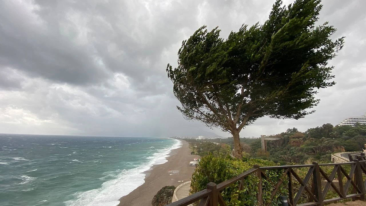 Antalyadakuvvetliyagisuyarisi-1