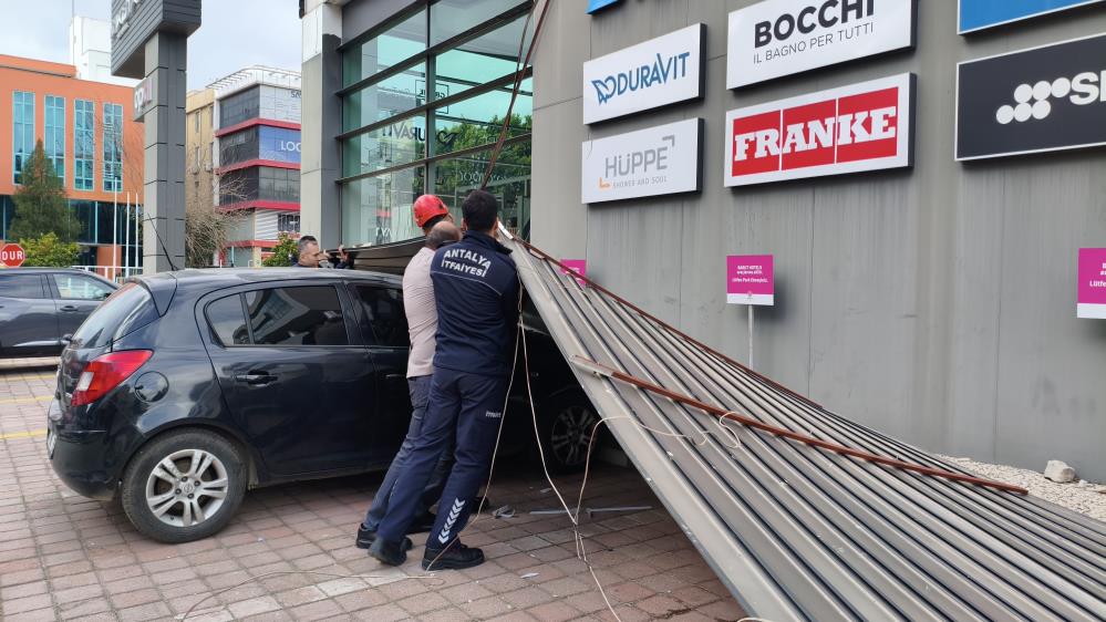 Antalyadaruzgarhayatıolumsuzetkiledi