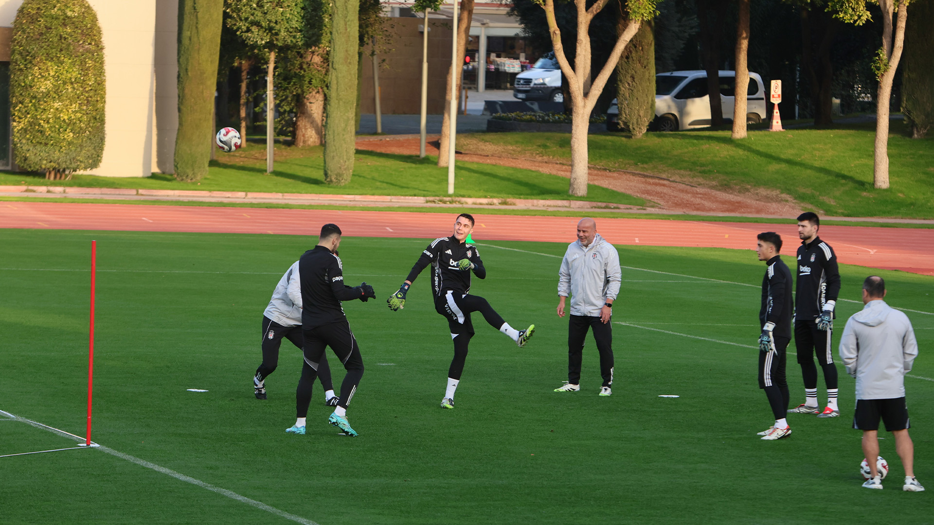 Devrearasicalismalarisuruyor