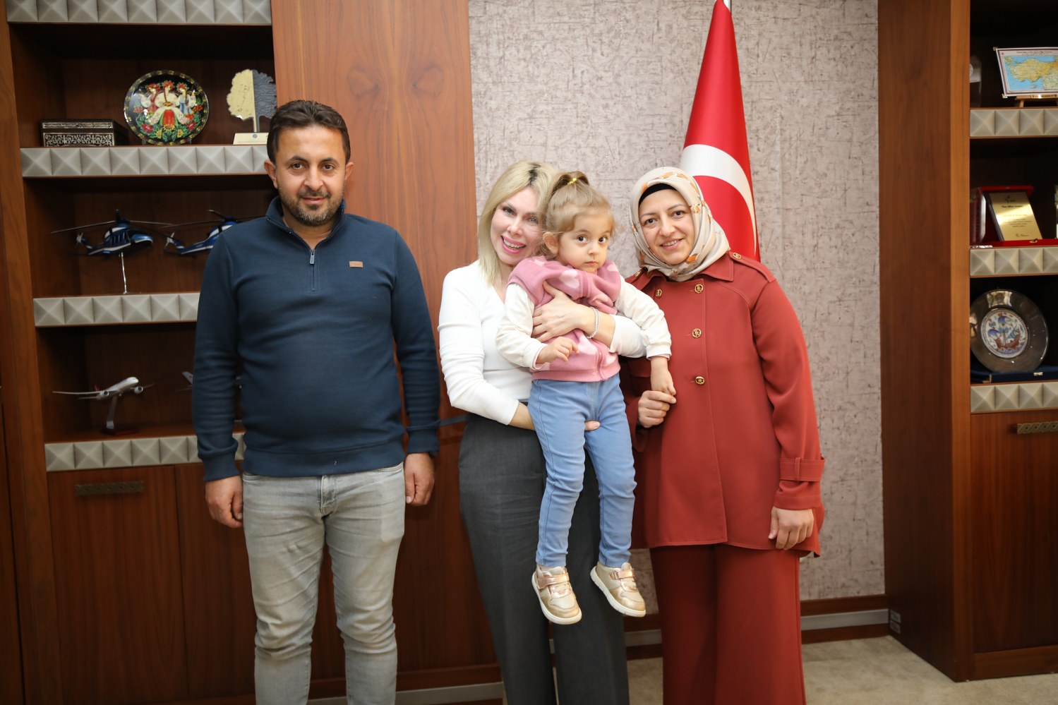 Dogumudunyadabirilktidoktorunuziyaretegeldi