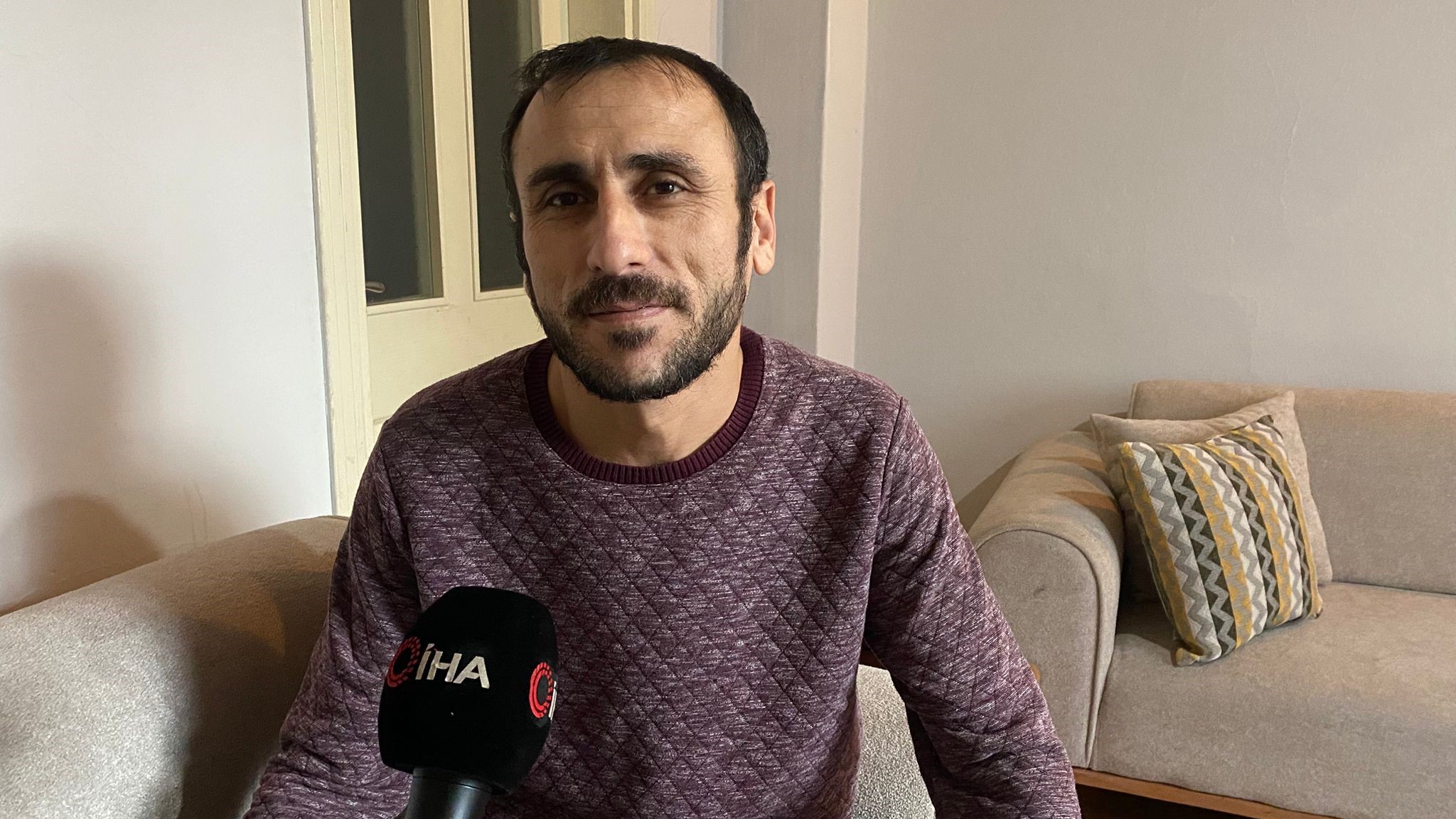 Domuzueliyleeyakaladi