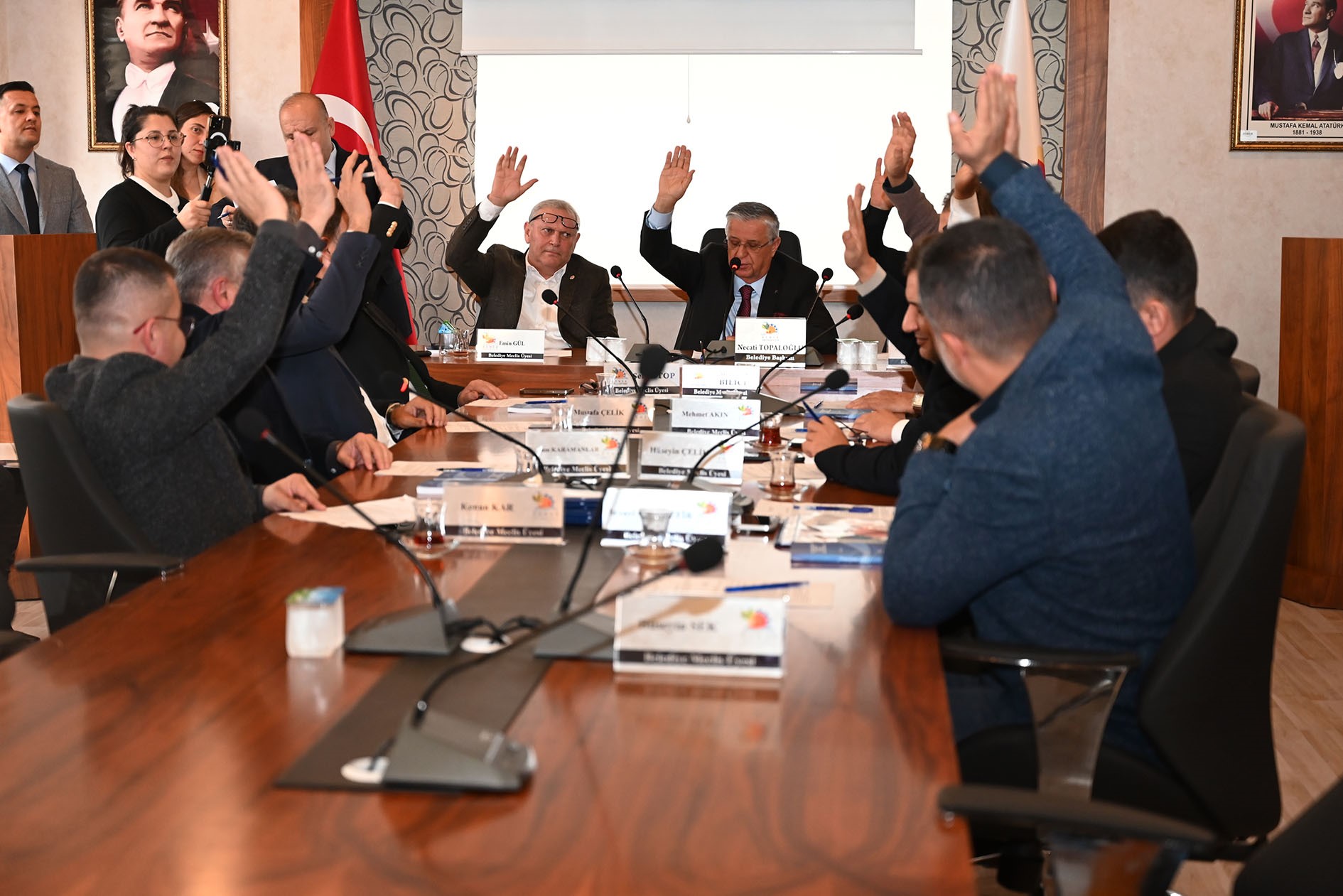 Ekonomikdegerlendirmeleryapildi