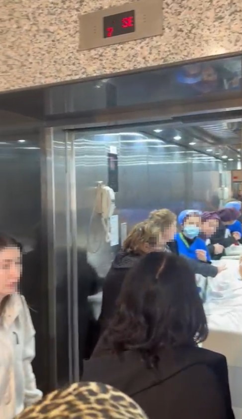 Hastanedeasansorkrizi