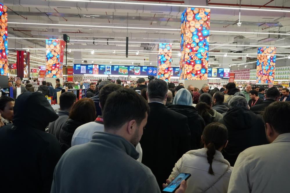 Indirimugrunayagmuraaldırmadılarsaatlercesırabeklediler