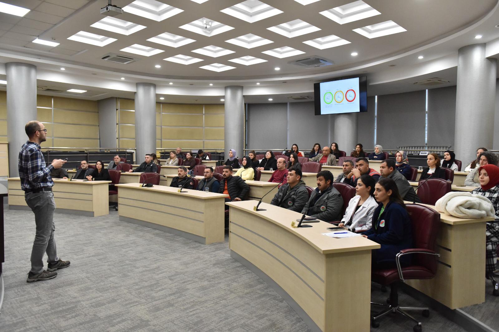 Kepezbelediyesindenyaslıbakımegitimi