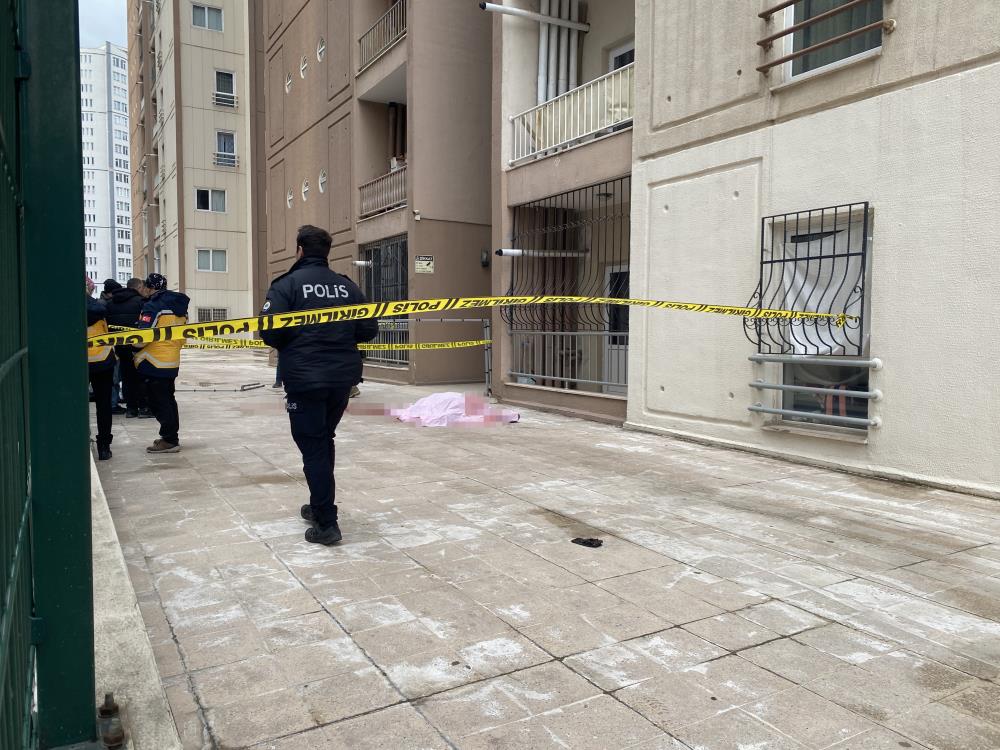 Kiralamakistedigidaireninbalkonundandustu