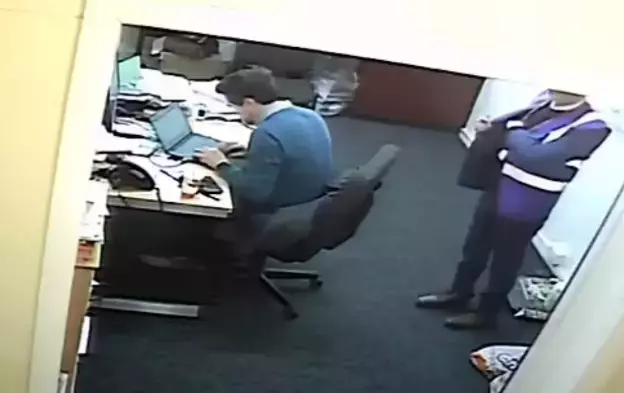 Muduryardimcisinasaldirdi