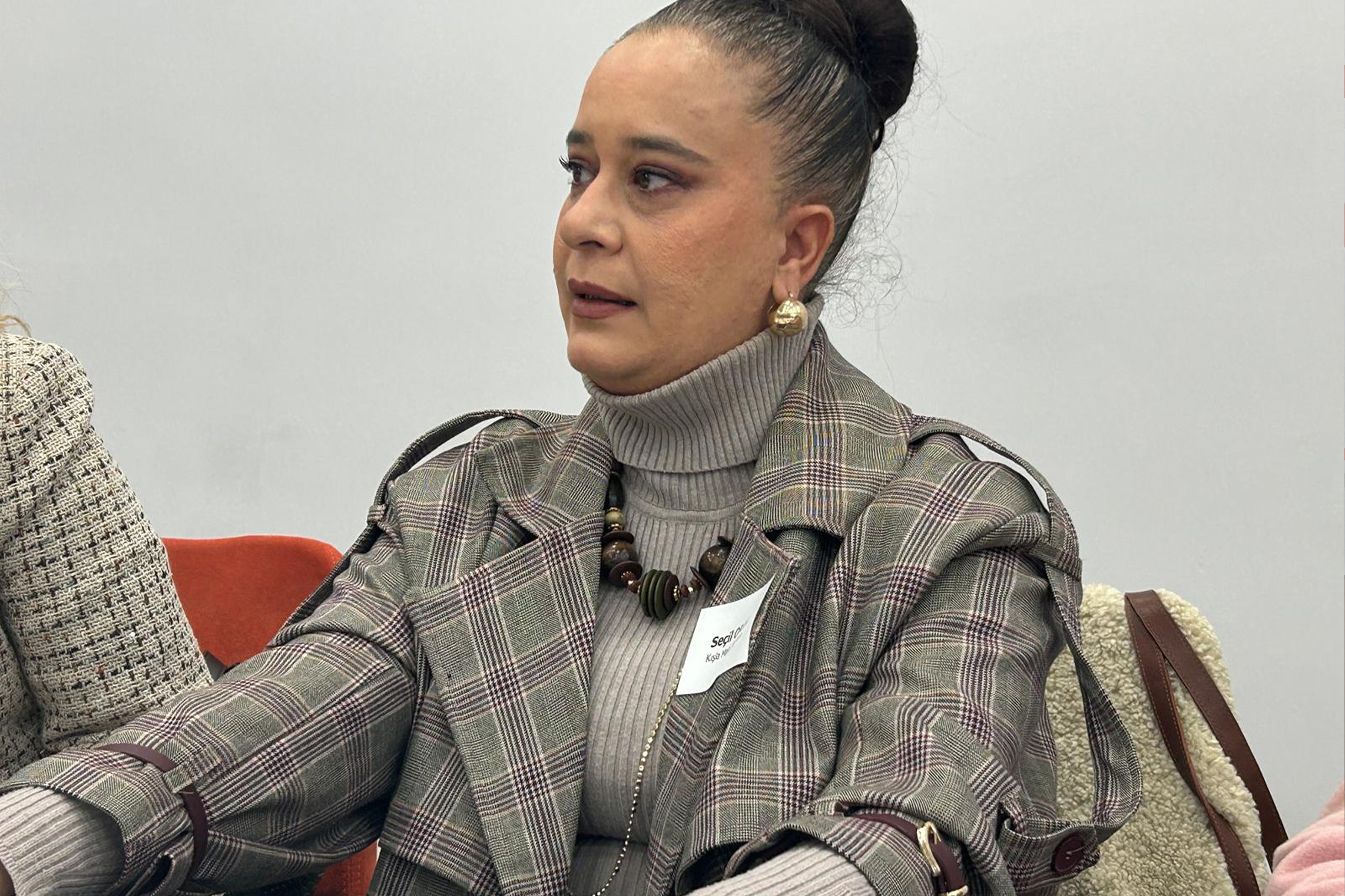 Muratpasaddakadınmuhtaarlarbirarayageldi