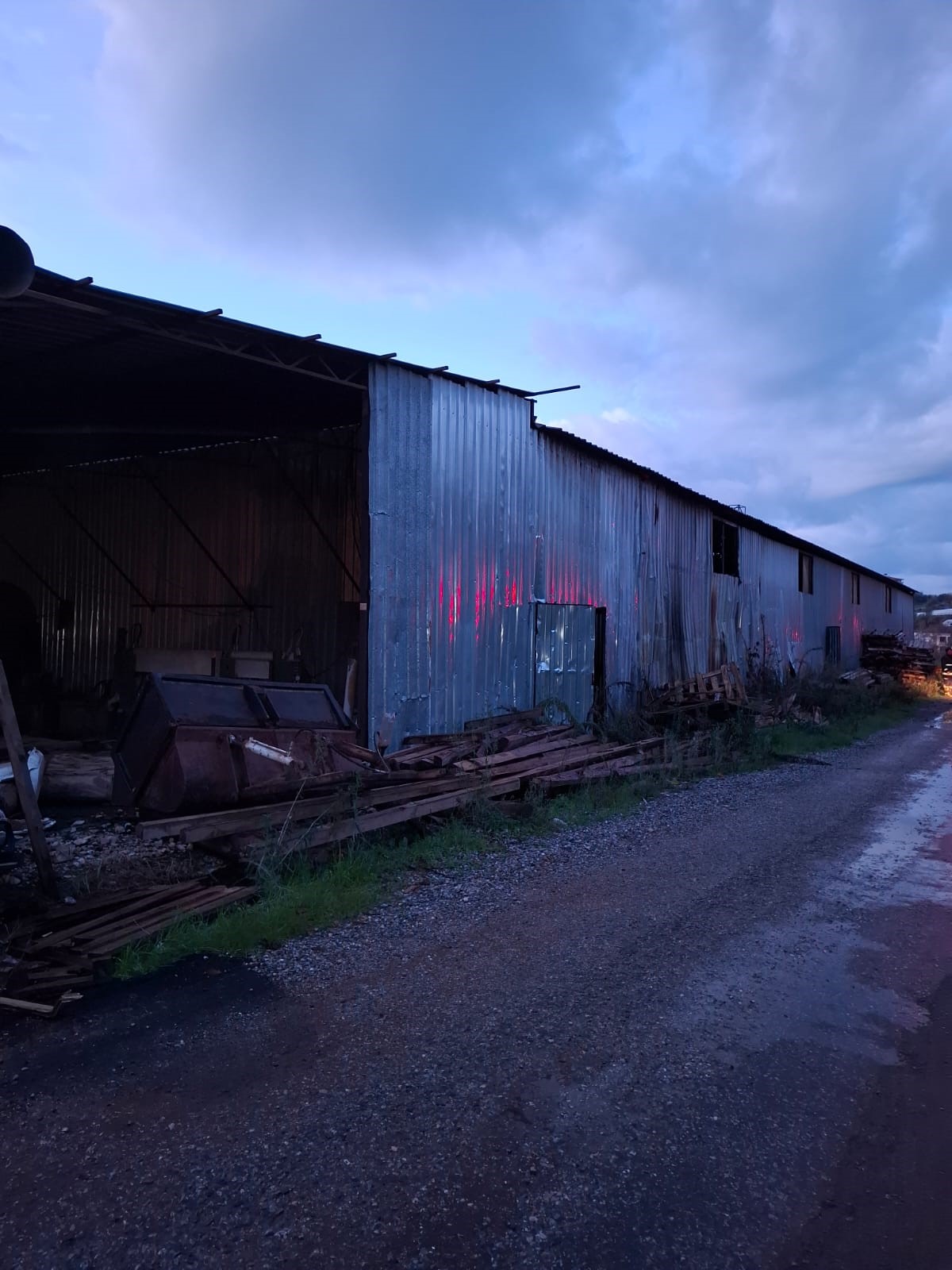 Paletatolyesindeyangincikti