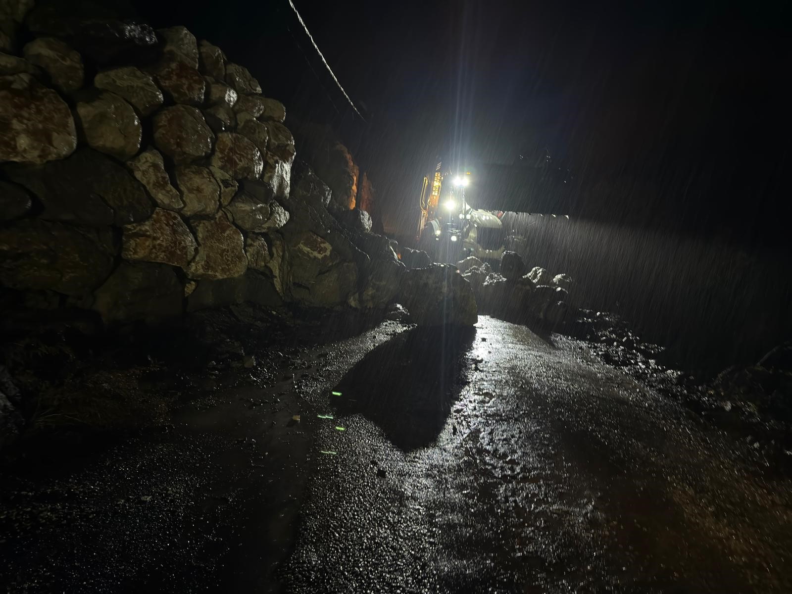 Yagisinardindanistinatduvaricoktu