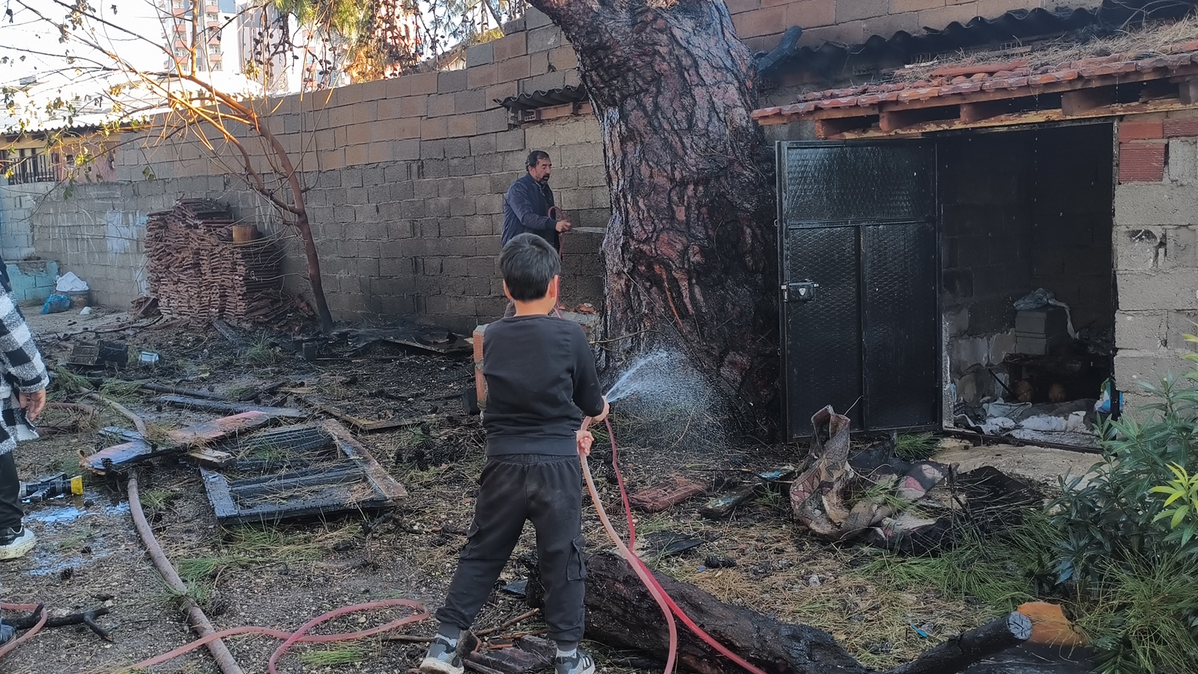 Yanginevleresicramasindiyeperisanoldular