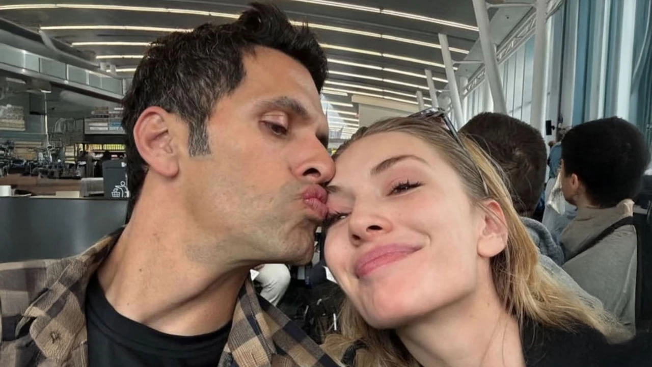 Yaseminkayallendunyaevinegirdi