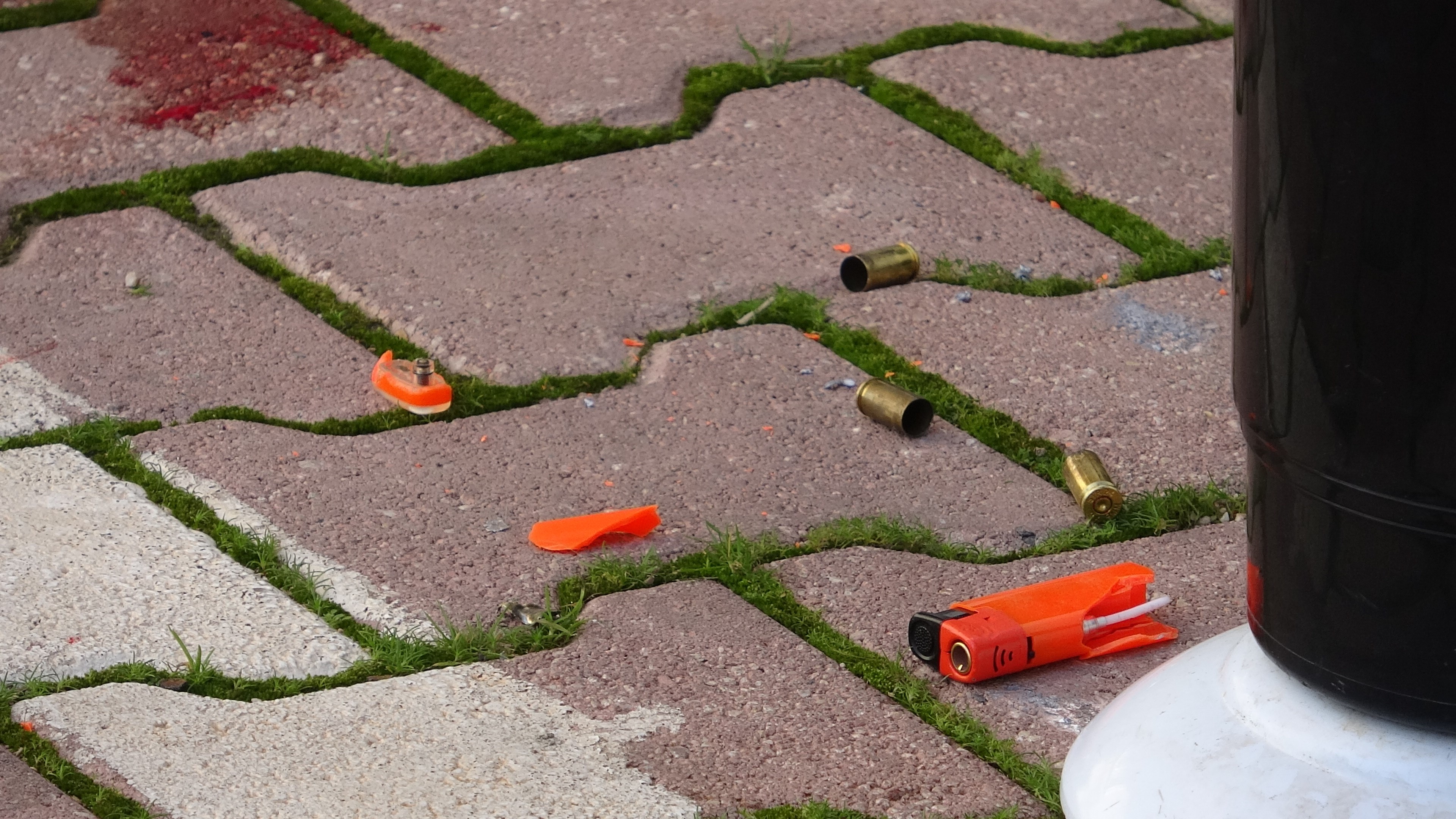 Yengesinislahlayaraladi